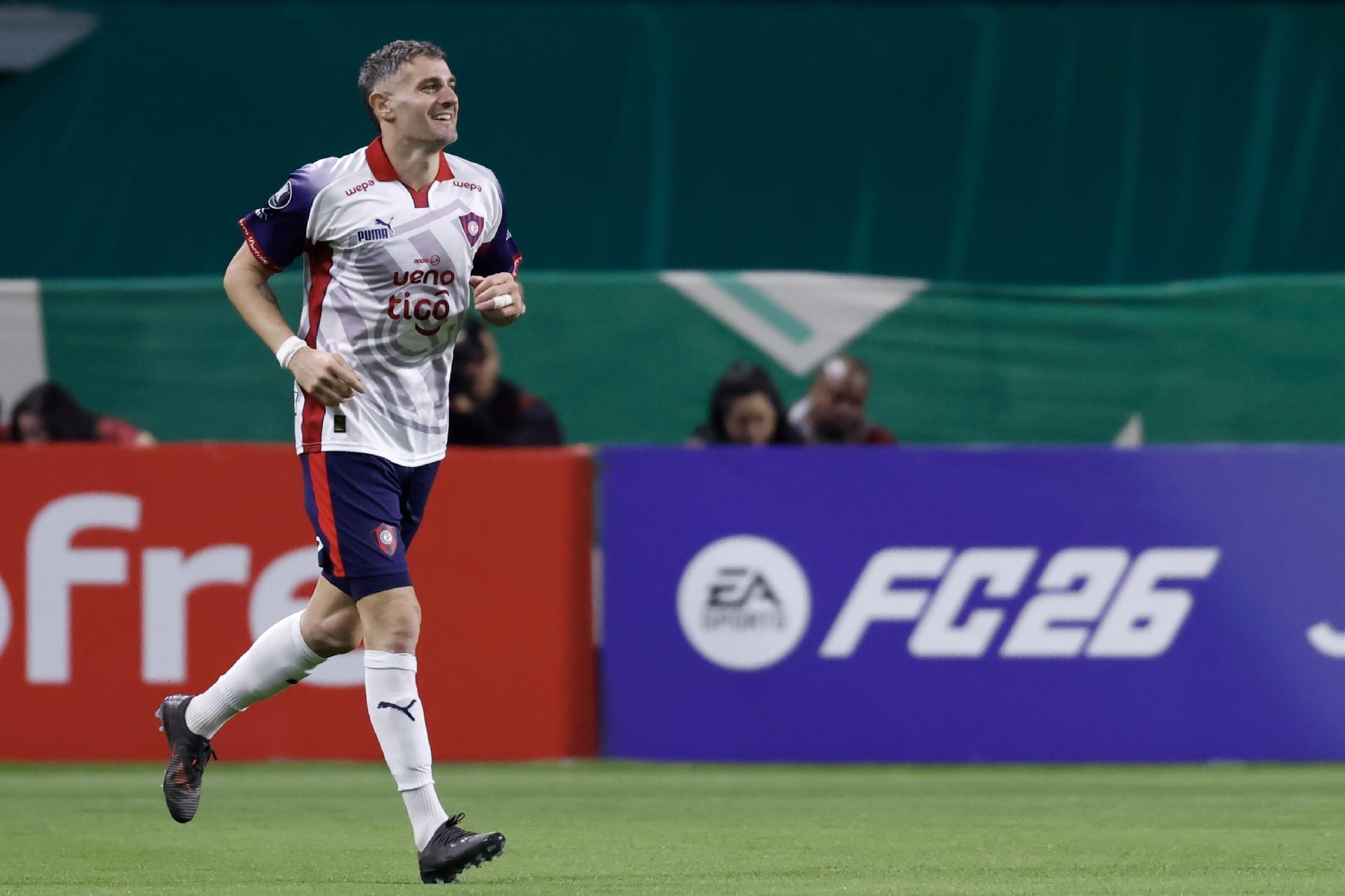 Vegetti comemora gol marcado contra o Palmeiras no Allianz Parque - undefined