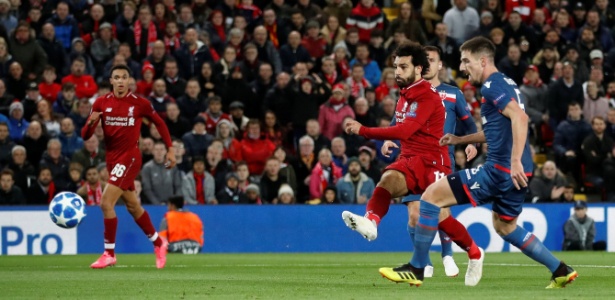 Salah ampliou no fim do primeiro tempo, após passe de primeira de Shaqiri - Carl Recine/Reuters - Carl Recine/Reuters