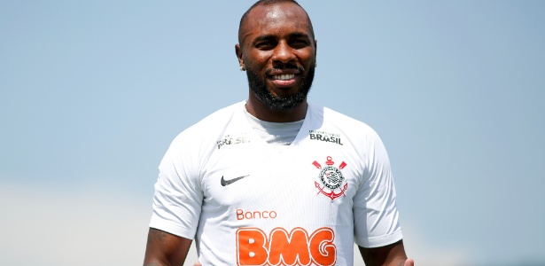 Manoel passa em teste e deve ficar à disposição para decisão contra o Santos