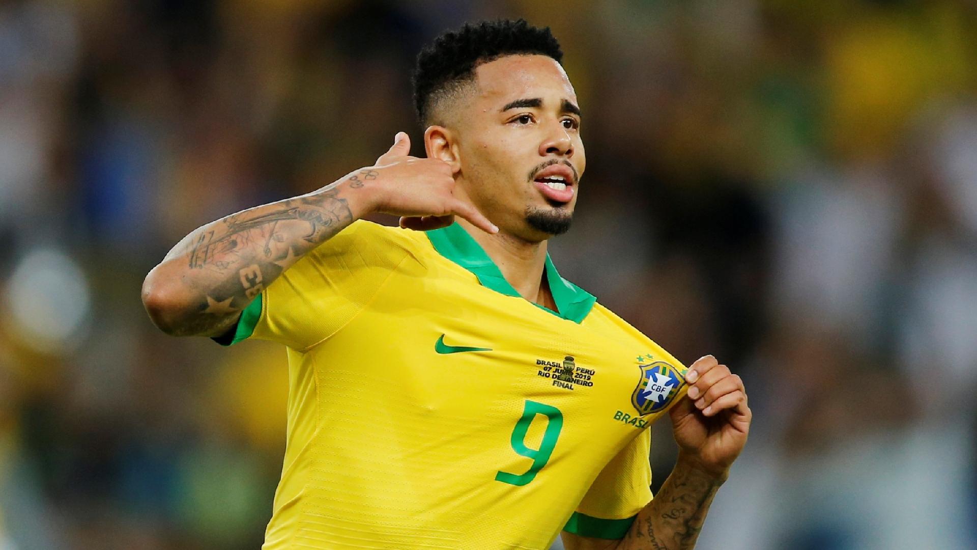 Gabriel Jesus comemora seu gol na final da Copa América