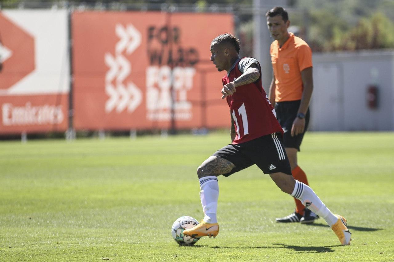 Benfica Cebolinha Vira Titular De Jesus Pedrinho Fica Fora De Treino