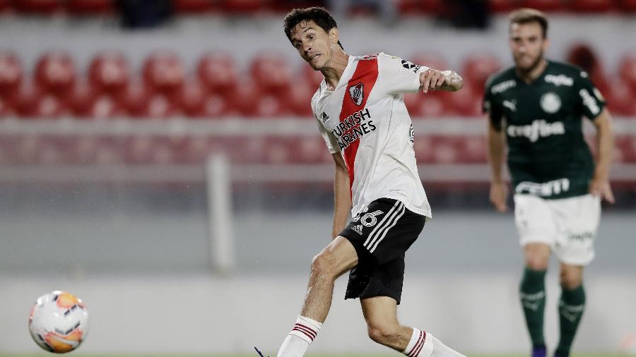 Nacho Fernandéz, em ação pelo River Plate - REUTERS/Juan Ignacio Roncoroni