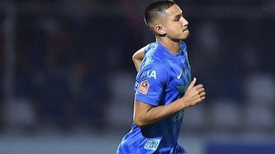 Faiq Bolkiah em ação pelo Chonburi FC, primeiro clube em que realmente tem jogado - Divulgação