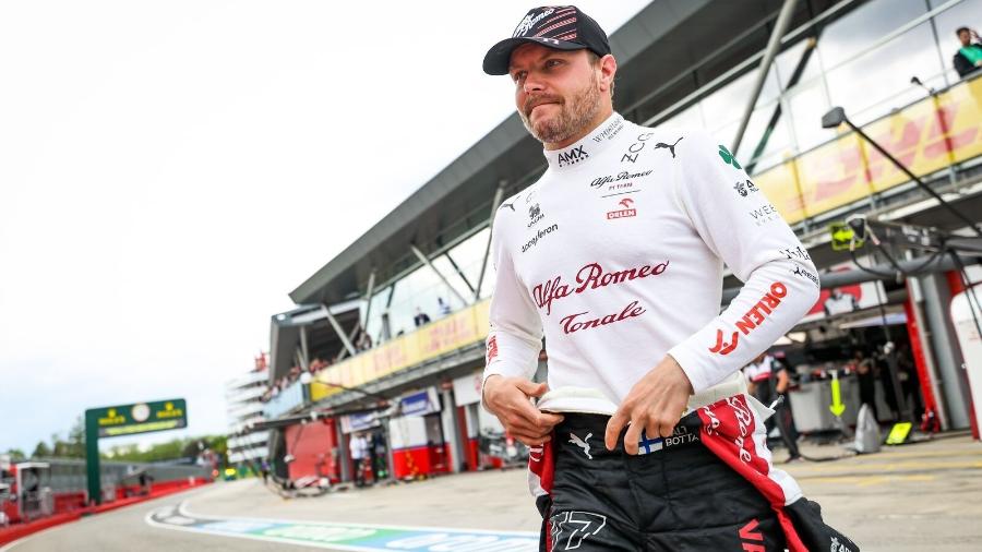 Após quatro provas disputadas em 2022, Valtteri Bottas está a quatro pontos o ex-companheiro Lewis Hamilton - Press Alfa Romeo F1 Team Orlean