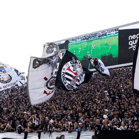 Torcida do Corinthians durante clássico contra o São Paulo, pelo Campeonato Brasileiro - Abner Dourado/Abner Dourado/AGIF