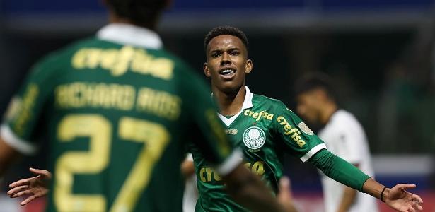 Estevão se destaca como segundo mais jovem a marcar na Libertadores pelo Palmeiras