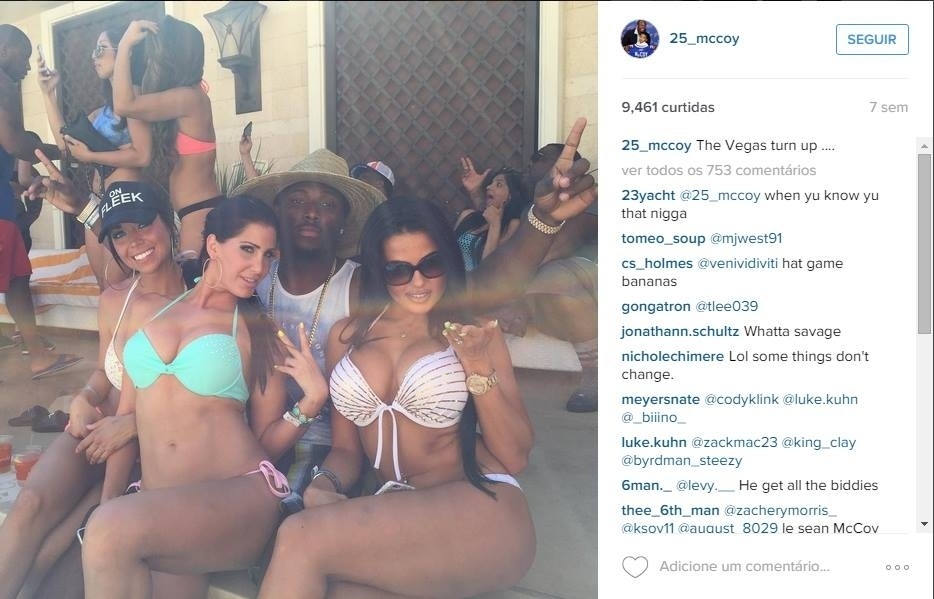 Mais um atleta do Philadelphia Eagles: LeSean McCoy aparece rodeado de mulheres em foto postada no Instagram