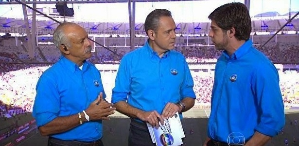 Júnior (e), Luis Roberto (c) e Juninho participam de transmissão no Maracanã - Reprodução/TV