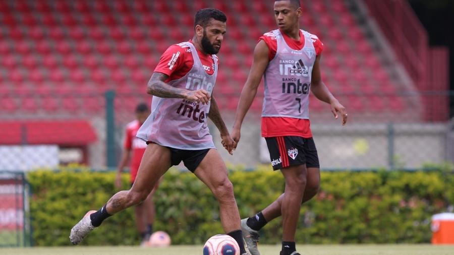 Daniel Alves, lateral-direito do São Paulo - Rubens Chiri/saopaulofc.net