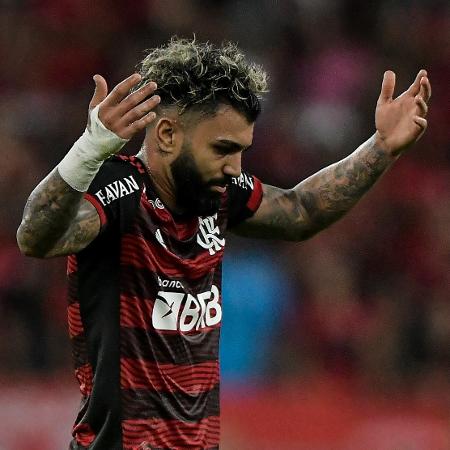 Gabigol lamenta durante Flamengo x Athletico, duelo das quartas de final da Copa do Brasil - Thiago Ribeiro/AGIF