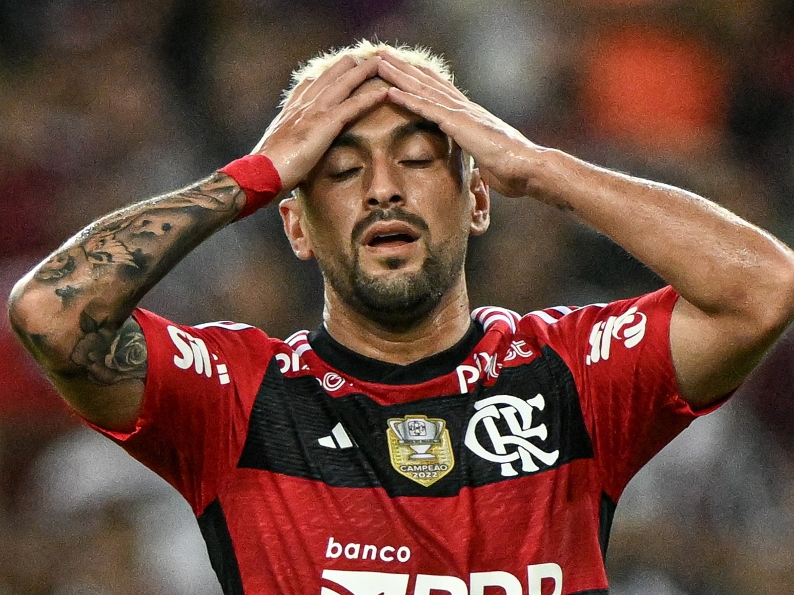 Qual situação do Arrascaeta do Flamengo?