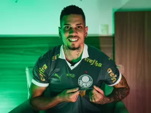 Após dois reforços no ataque, Palmeiras ainda vai atrás de um camisa 9