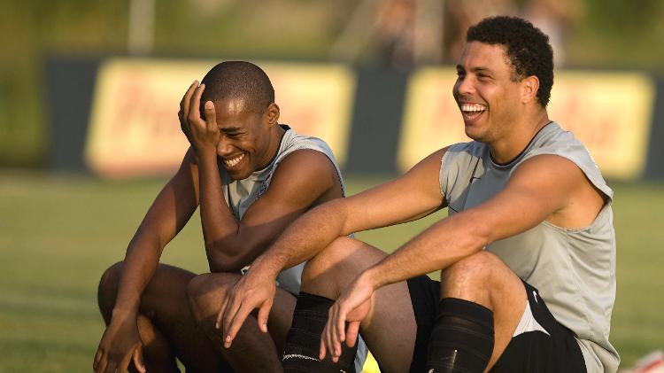 Elias y Ronaldo durante el entrenamiento del Corinthians, en 2009 - Daniel Augusto Jr. / AG.  Corintios - Daniel Augusto Jr. / AG.  Corintios