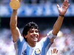 Maradona deixa anel da sorte avaliado em R$ 1,5 milhão de herança -  11/12/2020 - UOL Esporte