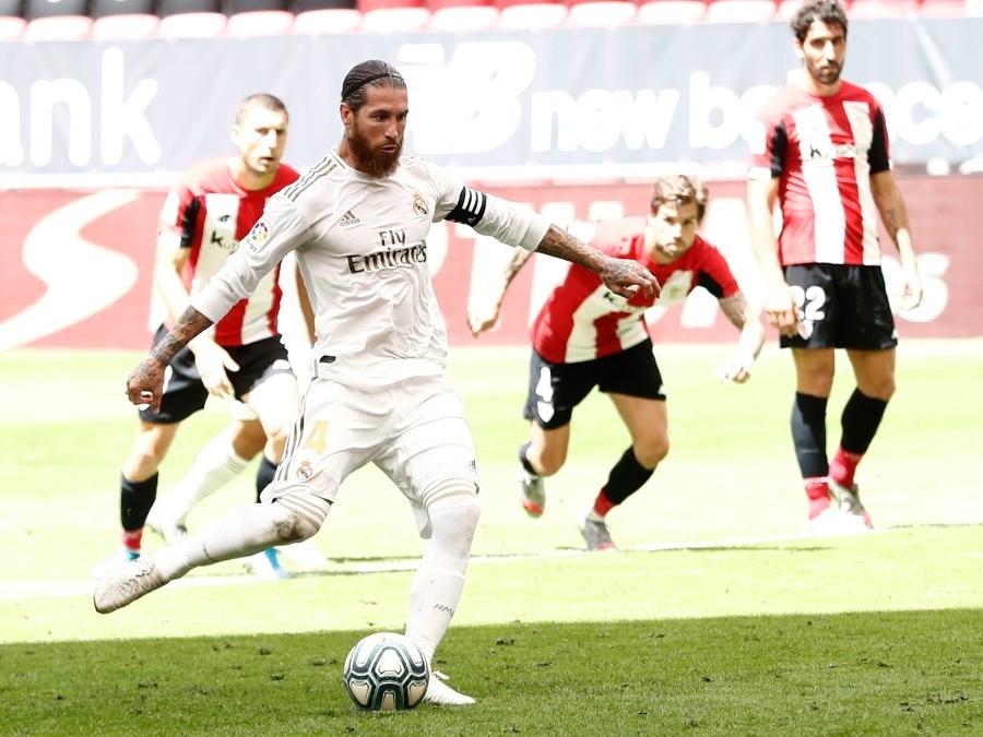 Athletic Bilbão é dominante e, no duelo direto, vence o Atlético de Madrid