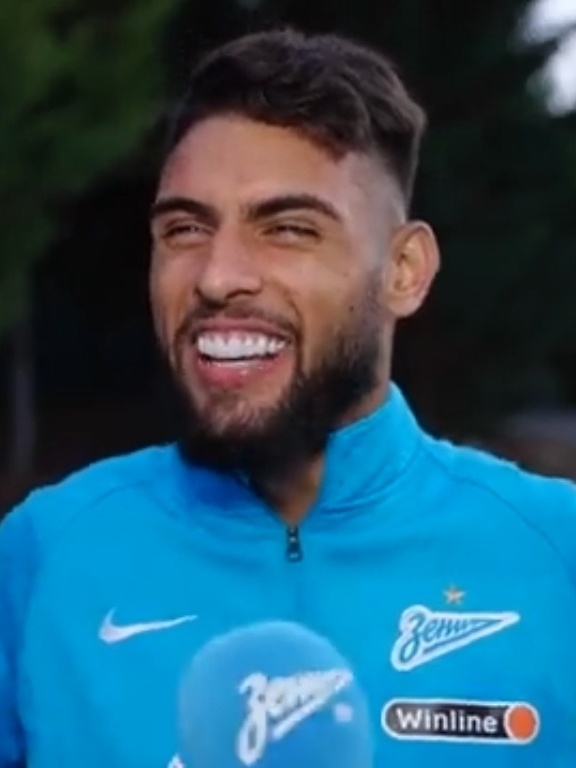 Yuri Alberto celebra conquista do Campeonato Russo pelo Zenit