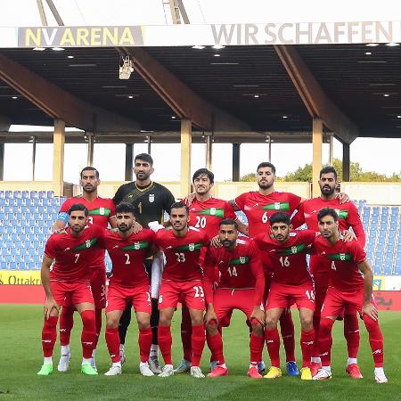 Seleção iraniana posa para foto antes de amistoso contra o Uruguai, em setembro. - Robbie Jay Barratt - AMA/Getty Images