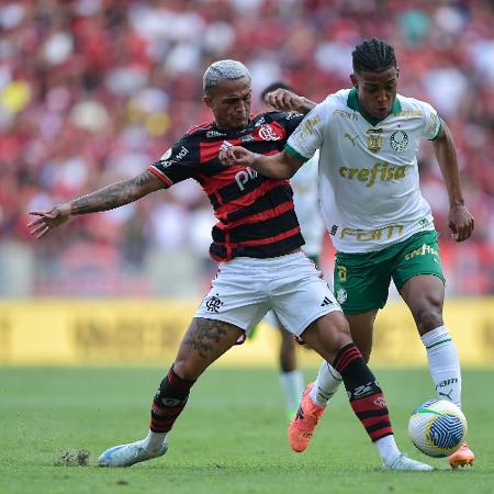 Vanderlan, em jogo contra o Flamengo - Thiago Ribeiro/AGIF