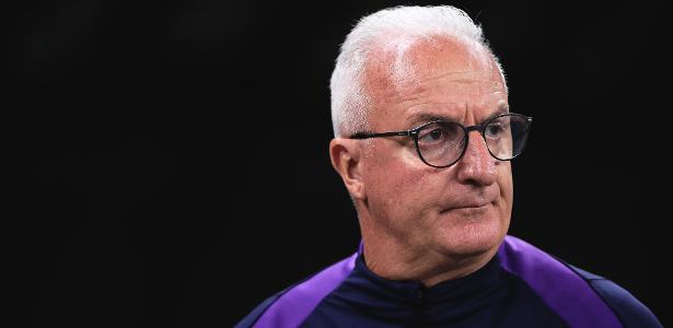 Dorival cita atletas &lsquo;desacreditados&rsquo; e manda recado após classificação