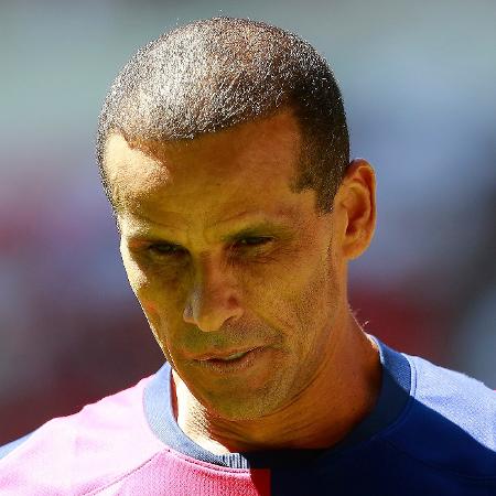 Rivaldo durante jogo entre lendas do Real Madrid e do Barcelona