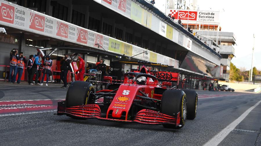 Sebastian Vettel durante os testes coletivos no Circuito da Catalunha - Ferrari