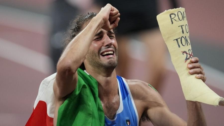 Italiano Gianmarco Tamberi conquistou medalha de ouro no salto em altura nas Olimpíadas de Tóquio - Getty Images