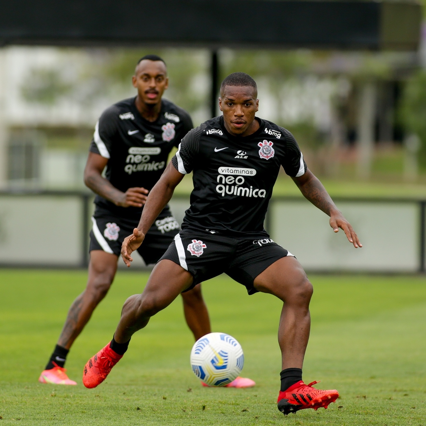 Após mais de cinco meses, Xavier pode voltar ao time titular do Corinthians 