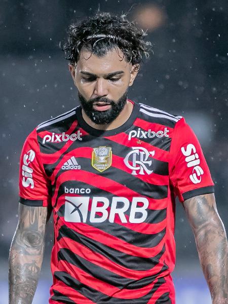 Gabigol, atacante do Flamengo, se lamenta durante jogo contra Maringá - Fernando Teramatsu/AGIF