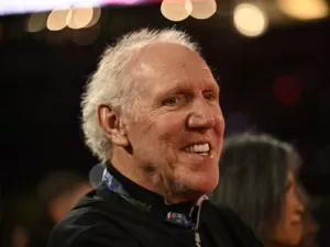 Ex-MVP e bicampeão da NBA morre aos 71 anos nos Estados Unidos