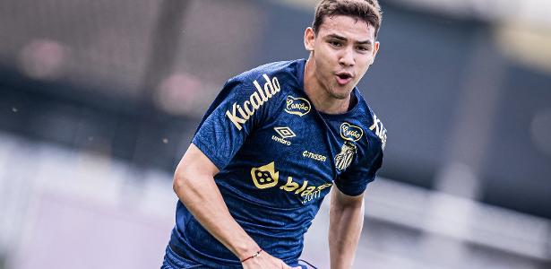 Deivid Washington se firma no Santos e diminui preocupação do Chelsea