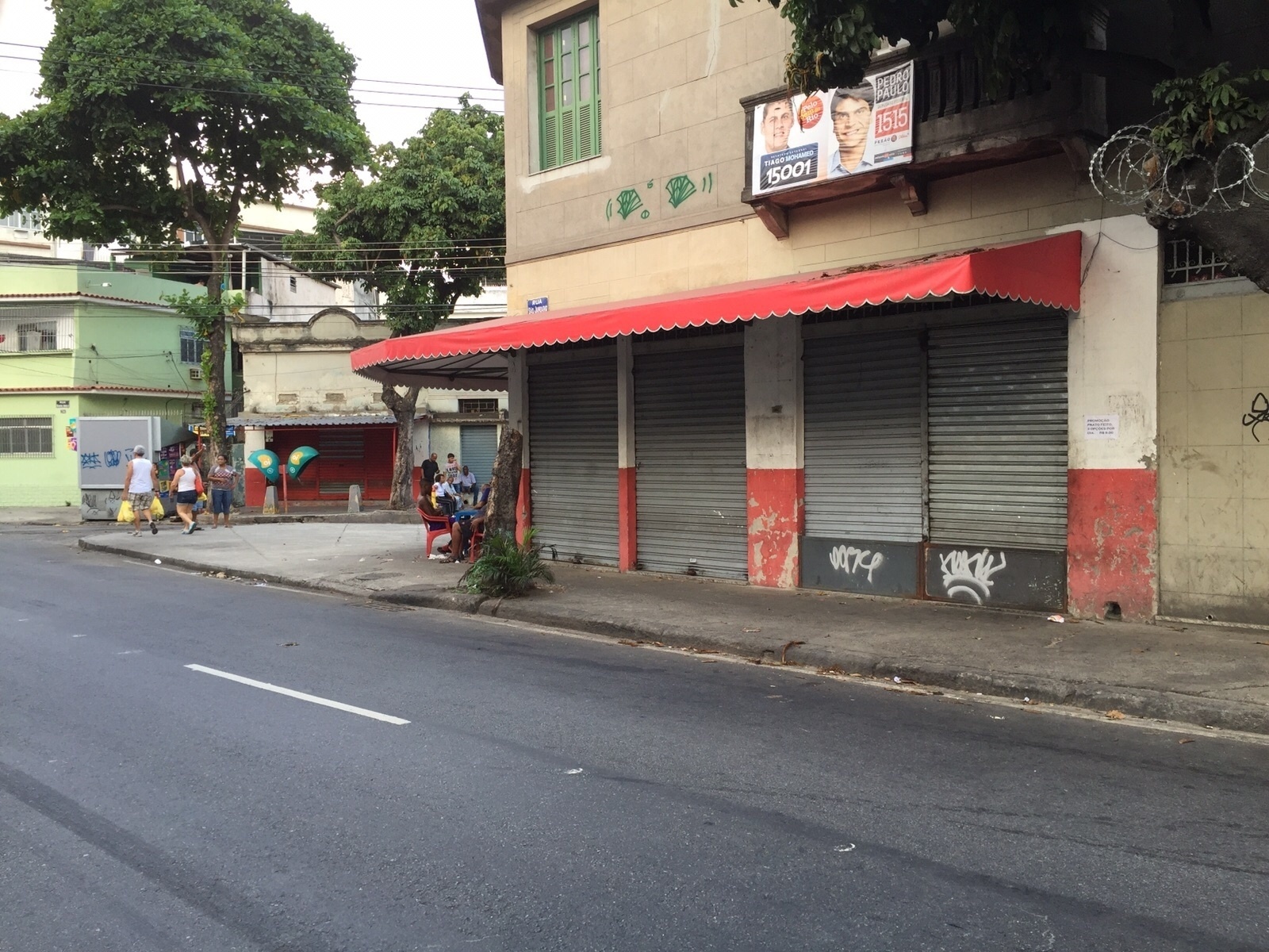 Bares em São Januário fecham as portas com medo de "guerra" entre torcedores do Vasco e Corinthians - Pedro Ivo Almeida/UOL
