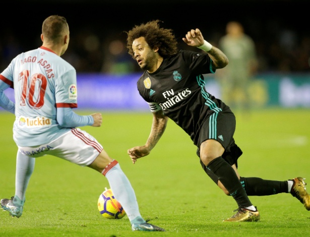 Marcelo encara a marcação de Iago Aspas no jogo entre Celta e Real Madrid - REUTERS/Miguel Vidal