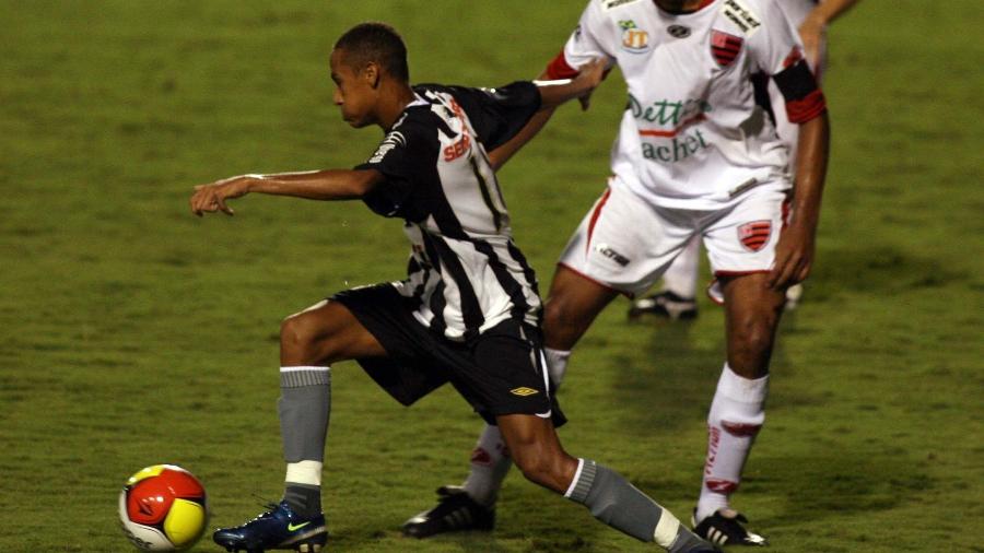 Neymar em 7 de março de 2009 - em sua estreia oficial pelo Santos contra o Oeste - Fernando Santos/Folhapress