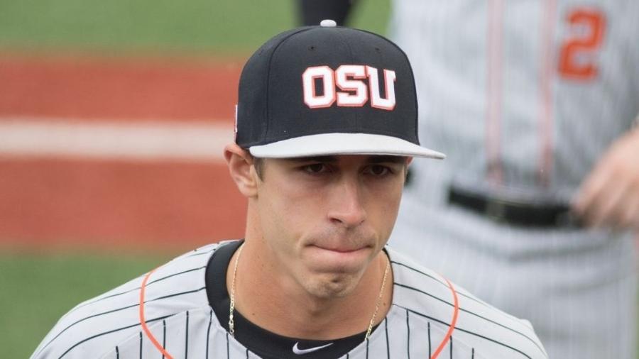Luke Heimlich, eleito melhor lançador do beisebol universitário em 2017, é rejeitado pelas franquias da MLB mais uma vez - Divulgação/Oregon State University