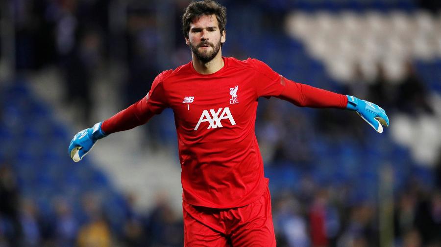 Alisson renova contrato com o Liverpool até 2027 - Paul Childs/Reuters