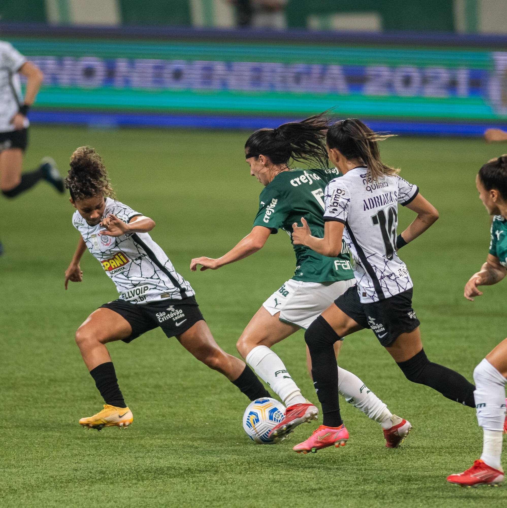 Corinthians domina Seleção do Campeonato Paulista Feminino 2021; confira as  premiações