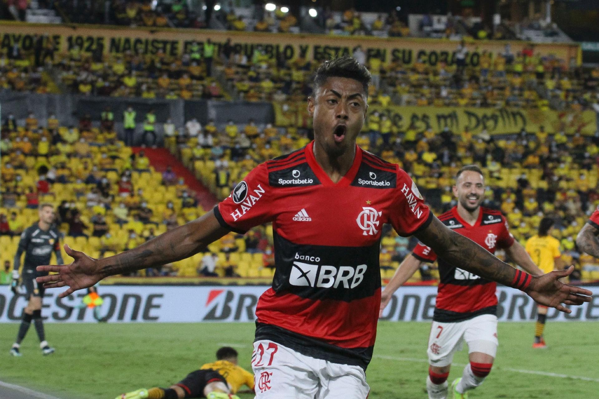 Flamengo tem opções para dificultar mais ao Palmeiras que o Galo