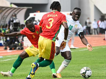 Senegal avança na Copa Africana de Nações com gol de Mané - Esporte News  Mundo