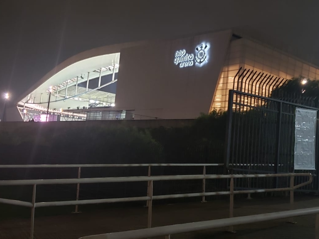 Moderno e majestoso. Eis o estádio mais caro do mundo