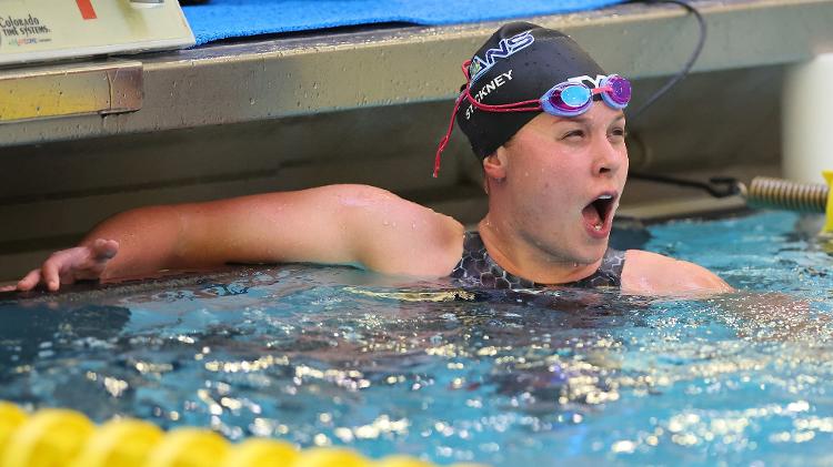 Morgan Stickney após competir na final dos 400m livres femininos S7 durante as seletivas paralímpicas dos EUA