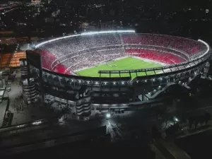 Estádio do River Plate é evacuado por ameaça de bomba