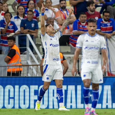 Kaio Jorge comemora gol marcado pelo Cruzeiro contra o Fortaleza, pelo Brasileirãio
