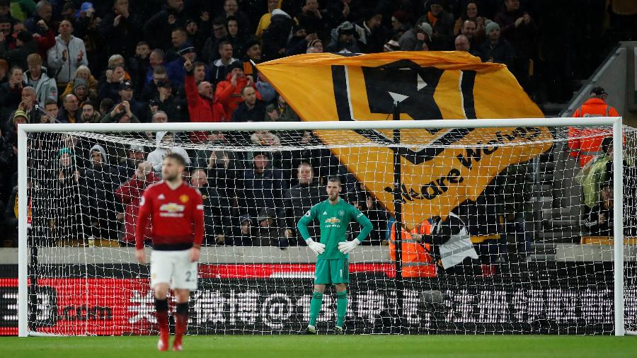 Jogadores do Manchester United se lamentam após levar gol do Wolverhampton - Reuters/Andrew Boyers