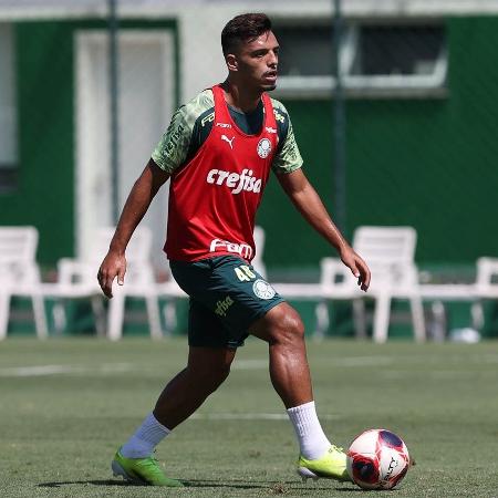 Gabriel Menino, do Palmeiras, em treino na Academia de Futebol - Cesar Greco
