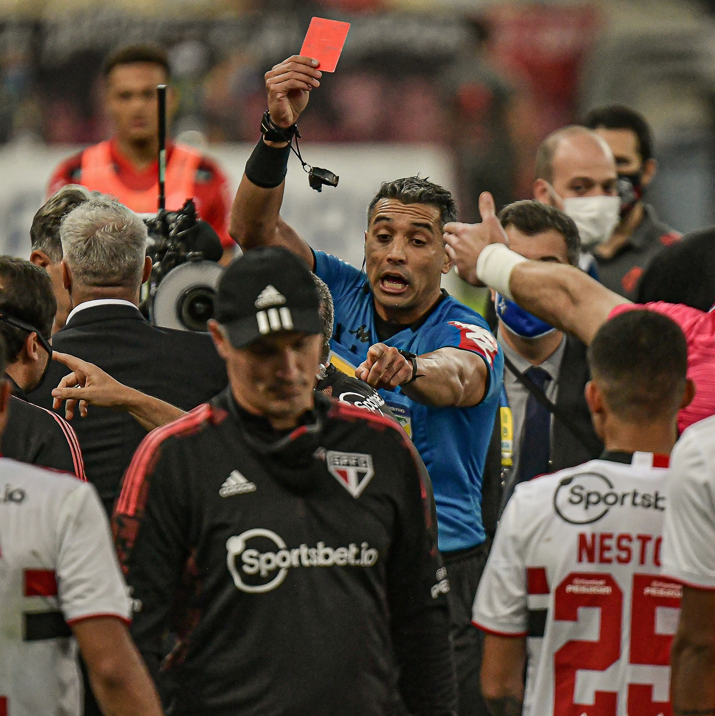 Jogadores revelados por Flamengo e Grêmio são apontados como