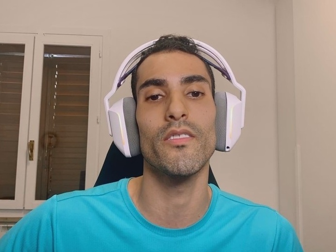 Douglas Souza diz que voltou ao Brasil para cuidar da saúde mental