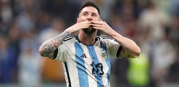 Messi comemora durante a partida entre Argentina e Croácia, pela Copa do Mundo do Qatar