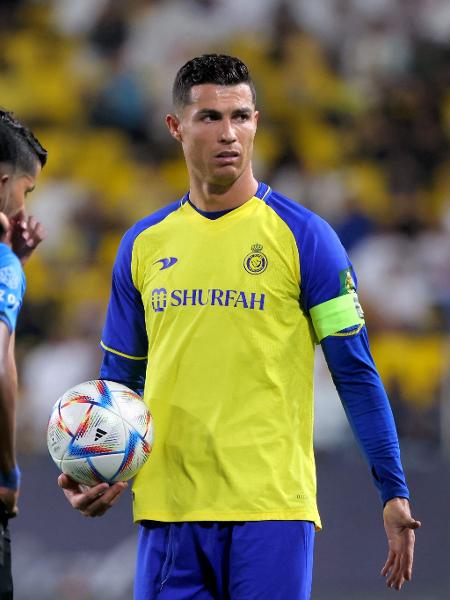 Cristiano Ronaldo durante partida entre Al Nassr e Abha. - FAYEZ NURELDINE/AFP