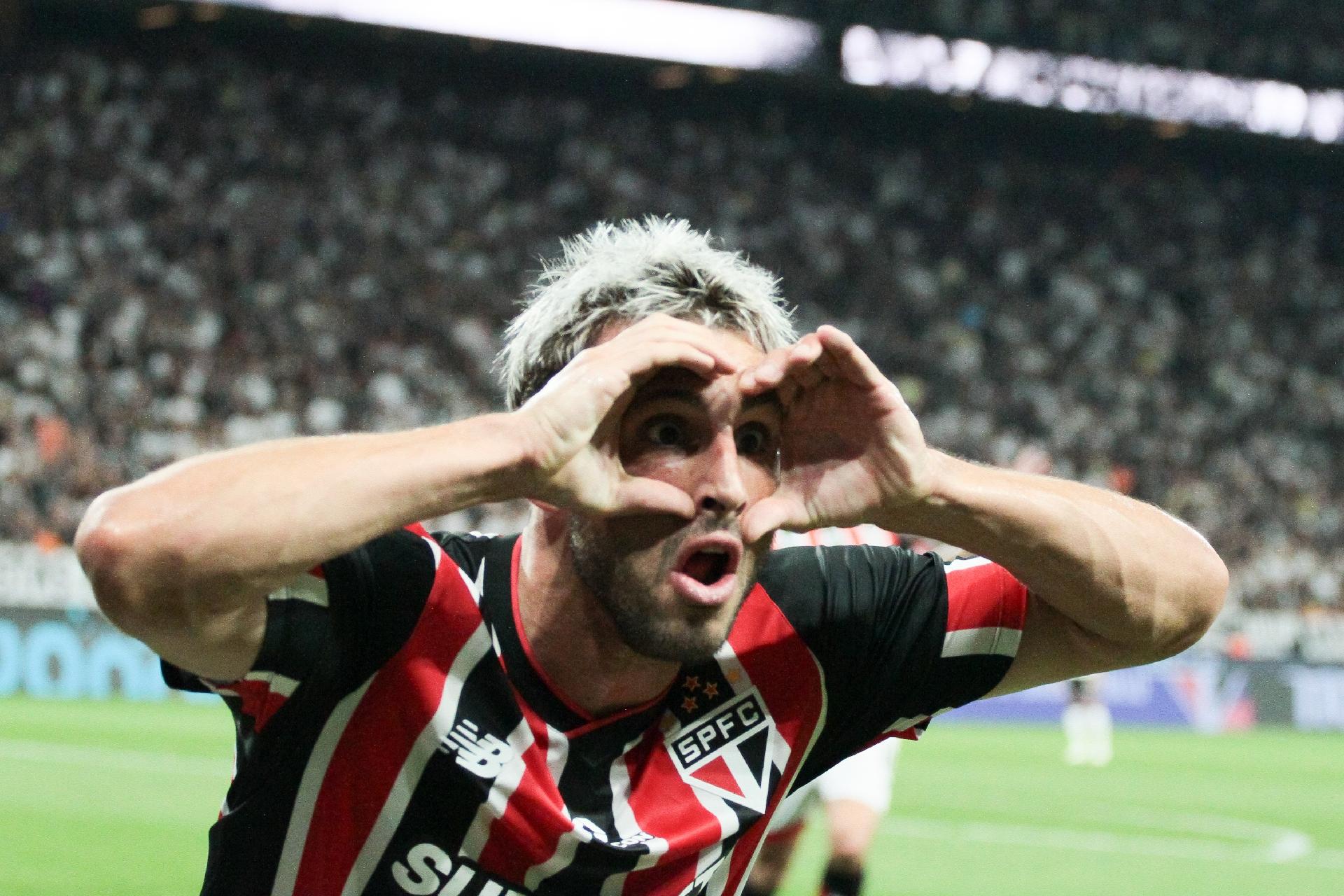 São Paulo se prepara para clássico com o Corinthians após empate contra Inter