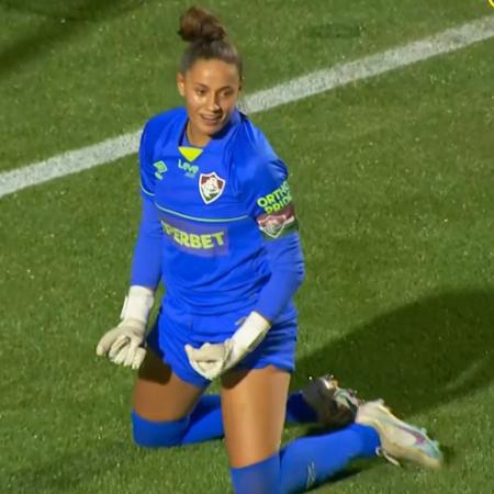 Thaina Marques, goleira do Fluminense, brilhou no final da Copinha contra o Inter